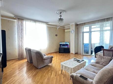 8 Noyabrda 2 otaqlı yeni tikili mənzil satılır, 94 m², 280 000 AZN, şəkil 2 / 12