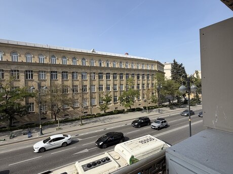 Elan №6554862 - Bakı, Elmlər Akademiyası m., 3 otaqlı, 70 m², 3/6 mərtəbə