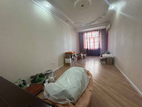 28 Mayda 4 otaqlı yeni tikili mənzil satılır, 180 m², 460 000 AZN, şəkil 5 / 12