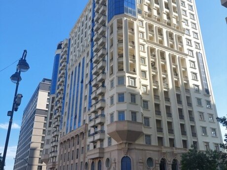 3 otaq · 105 m²