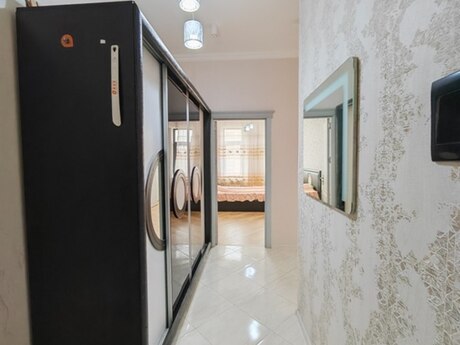 28 Mayda 3 otaqlı yeni tikili mənzil kirayə verilir, 105 m², 900 AZN/ay, şəkil 3 / 12