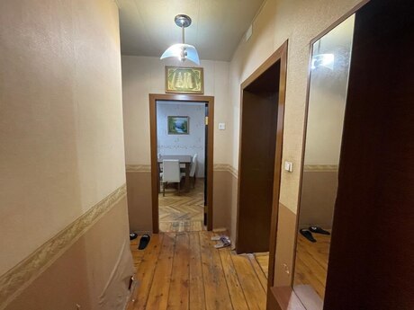 Neftçilərdə 3 otaqlı köhnə tikili mənzil satılır, 60,5 m², 188 000 AZN, şəkil 4 / 12