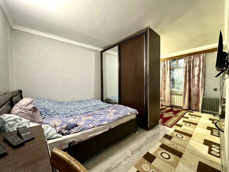 1 otaq · 35 m² · 2/5 mərtəbə, Neftçilər