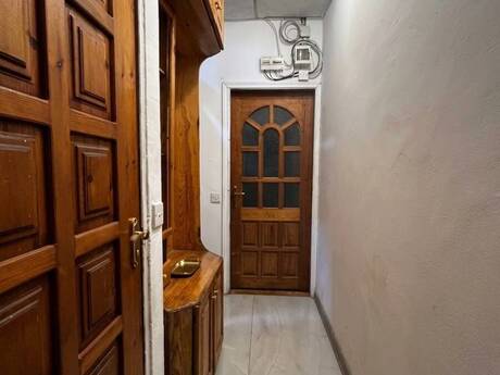 2-room old-build apartment for sale in Memar Əcəmi, 45 m², 148 000 AZN, photo 2 / 7
