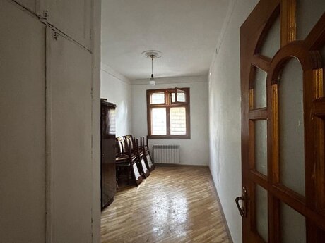 Объявление №6555010 - Баку, м. Мемар Аджеми, 2-комн., 45 м², 1/5 этаж