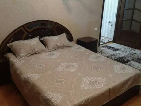 İçəri Şəhərdə 2 otaqlı yeni tikili mənzil kirayə verilir, 70 m², 749 AZN/ay, şəkil 5 / 7