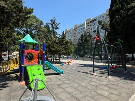 Gənclikdə 3 otaqlı köhnə tikili mənzil satılır, 90 m², 275 000 AZN, şəkil 2 / 12