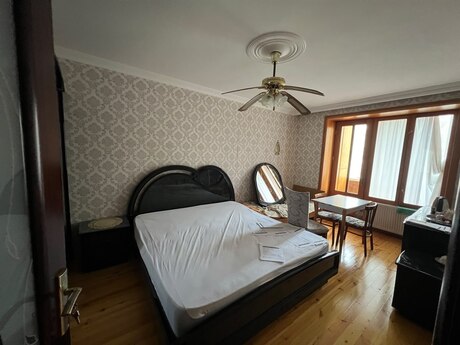 3-room old-build apartment for rent in Qara Qarayev, 70 m², 750 AZN/mo, photo 4 / 10