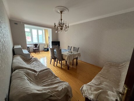 Elan №6555042 - Bakı, Qara Qarayev m., 3 otaqlı, 70 m², 2/5 mərtəbə
