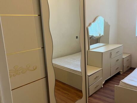 28 Mayda 2 otaqlı köhnə tikili mənzil kirayə verilir, 45 m², 500 AZN/ay, şəkil 2 / 9