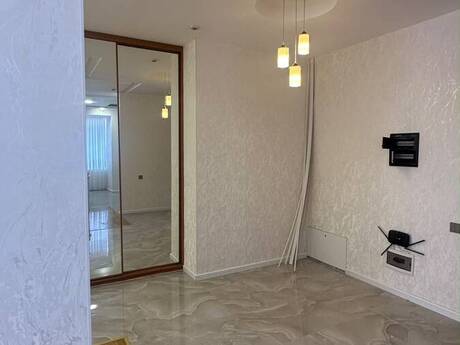 İçəri Şəhərdə 4 otaqlı yeni tikili mənzil kirayə verilir, 170 m², 2 500 AZN/ay, şəkil 4 / 12