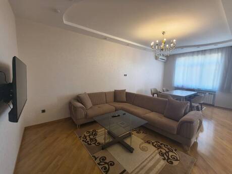 4-room new-build apartment for rent in 20 Yanvar, 160 m², 1 000 AZN/mo, photo 3 / 12