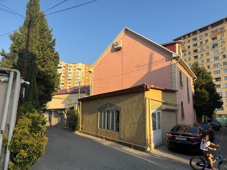 7 otaq · 190 m², Binəqədi