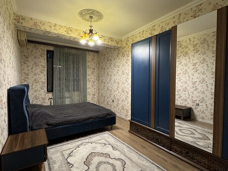 3 otaq · 110 m² · 6/14 mərtəbə, Elmlər Akademiyası
