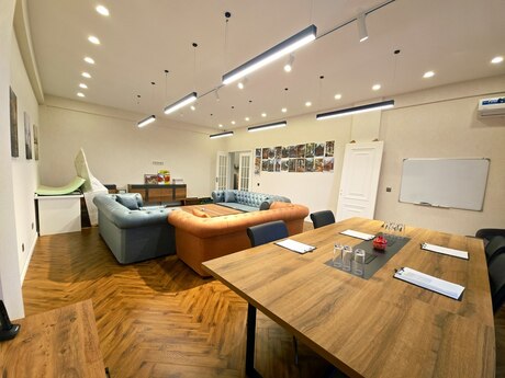 Elan №6555225 - Bakı, Koroğlu m., 4 otaqlı, 220 m², 5/17 mərtəbə