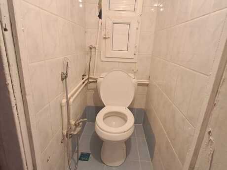 Bakıxanovda 2 otaqlı köhnə tikili mənzil kirayə verilir, 55 m², 500 AZN/ay, şəkil 2 / 6