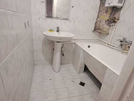 Bakıxanovda 2 otaqlı köhnə tikili mənzil kirayə verilir, 55 m², 500 AZN/ay, şəkil 4 / 6