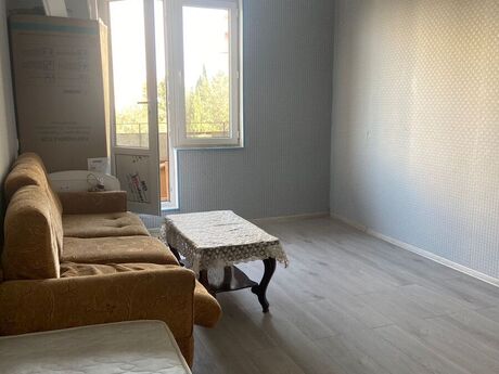 Qaraçuxurda 5 otaqlı köhnə tikili mənzil satılır, 120 m², 205 000 AZN, şəkil 2 / 7