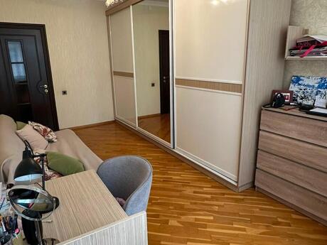 İnşaatçılarda 2 otaqlı köhnə tikili mənzil satılır, 77 m², 203 000 AZN, şəkil 5 / 12