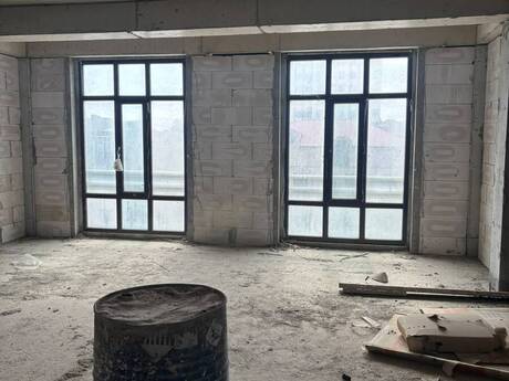 8-ci mikrorayonda 4 otaqlı yeni tikili mənzil satılır, 156 m², 440 000 AZN, şəkil 5 / 10