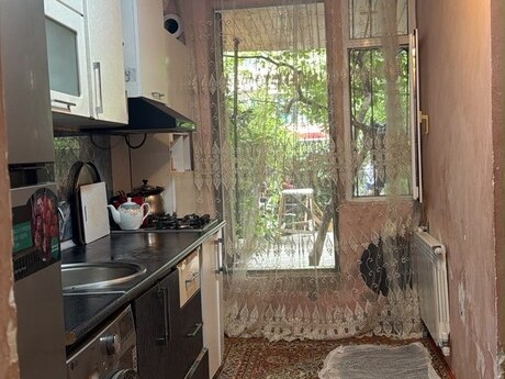 7-ci mikrorayonda 1 otaqlı köhnə tikili mənzil satılır, 40 m², 45 800 AZN, şəkil 3 / 8