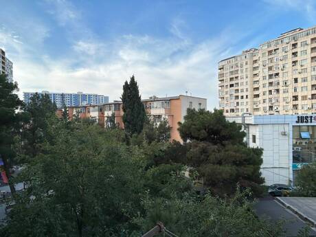 Продаётся 3-комнатная квартира в старом фонде, Qara Qarayev, 75 м², 215 000 AZN, фото 5 / 12