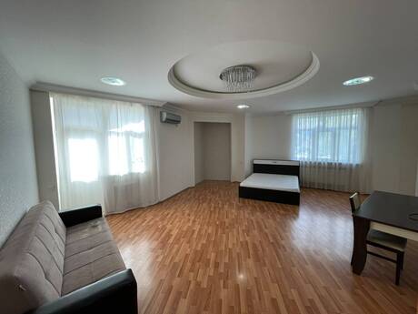 Сдаётся 3-комнатная квартира в новостройке, Elmlər Akademiyası, 135 м², 1 000 AZN/мес, фото 3 / 12