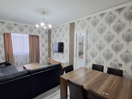 Azadlıq Prospektidə 2 otaqlı köhnə tikili mənzil kirayə verilir, 55 m², 650 AZN/ay, şəkil 2 / 12