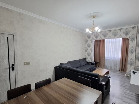 Azadlıq Prospektidə 2 otaqlı köhnə tikili mənzil kirayə verilir, 55 m², 650 AZN/ay, şəkil 4 / 12