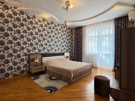 Elan №6555525 - Bakı, Şah İsmayıl Xətai m., 3 otaqlı, 140 m², 8/16 mərtəbə