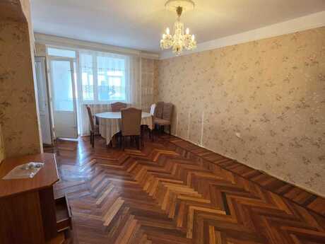 Elan №6555606 - Bakı, İçəri Şəhər m., 3 otaqlı, 80 m², 10/17 mərtəbə