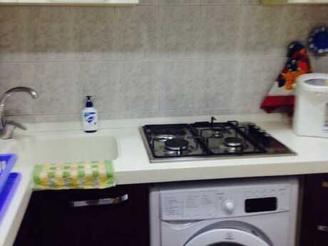 Sahildə 1 otaqlı köhnə tikili mənzil kirayə verilir, 40 m², 600 AZN/ay, şəkil 5 / 8