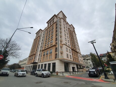 Elan №6555594 - Bakı, Bayıl q., 3 otaqlı, 100 m², 3/12 mərtəbə