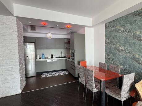 3 otaq · 100 m² · 8/16 mərtəbə, Şah İsmayıl Xətai