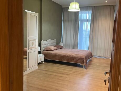 Şah İsmayıl Xətaidə 4 otaqlı yeni tikili mənzil kirayə verilir, 205 m², 2 000 AZN/ay, şəkil 3 / 12