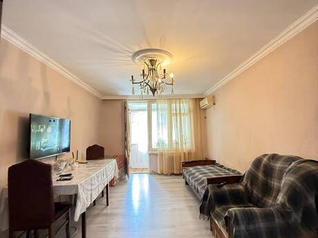 Elan №6555702 - Bakı, İnşaatçılar m., 2 otaqlı, 60 m², 5/5 mərtəbə