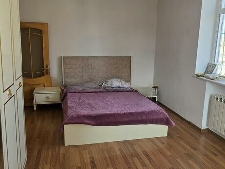 Объявление №6555725 - Баку, м. 28 мая, 3-комн., 100 м², 5/5 этаж