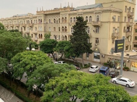 3-room old-build apartment for sale in Elmlər Akademiyası, 105 m², 395 000 AZN, photo 2 / 12