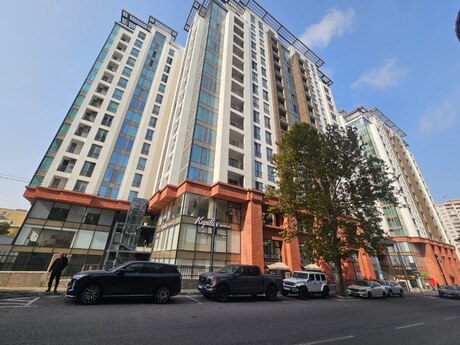 Elan №6555780 - Bakı, Elmlər Akademiyası m., 3 otaqlı, 100 m², 7/16 mərtəbə