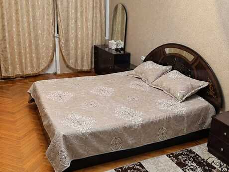 İçəri Şəhərdə 2 otaqlı yeni tikili mənzil kirayə verilir, 75 m², 750 AZN/ay, şəkil 4 / 9