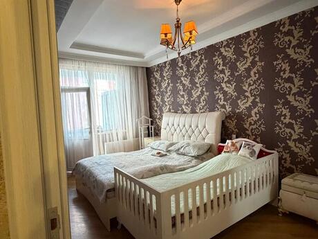 Продаётся 2-комнатная квартира в новостройке, Qara Qarayev, 68 м², 246 500 AZN, фото 3 / 12