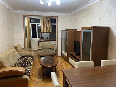 Elan №6555880 - Bakı, Neftçilər m., 3 otaqlı, 70 m², 1/5 mərtəbə