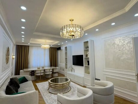 3 otaq · 135 m² · 7/17 mərtəbə, Memar Əcəmi