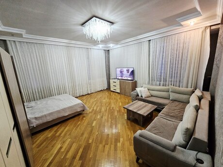 2 otaq · 115 m² · 9/16 mərtəbə, İnşaatçılar