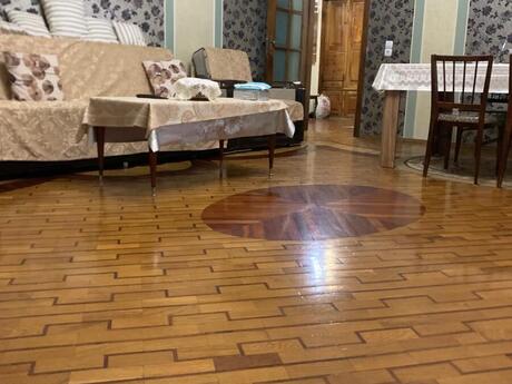 5-room old-build apartment for sale in Nəsimi, 105 m², 290 000 AZN, photo 4 / 12