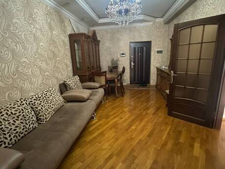 Əhmədlidə 2 otaqlı yeni tikili mənzil kirayə verilir, 70 m², 700 AZN/ay, şəkil 2 / 12