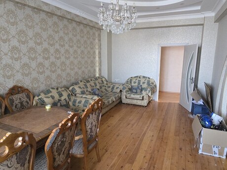 3 otaq · 106 m²