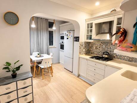 Azadlıq Prospektidə 3 otaqlı köhnə tikili mənzil kirayə verilir, 90 m², 1 100 AZN/ay, şəkil 5 / 12