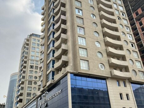 Объявление №6556116 - Баку, м. Шах Исмаил Хатаи, 3-комн., 136 м², 11/16 этаж