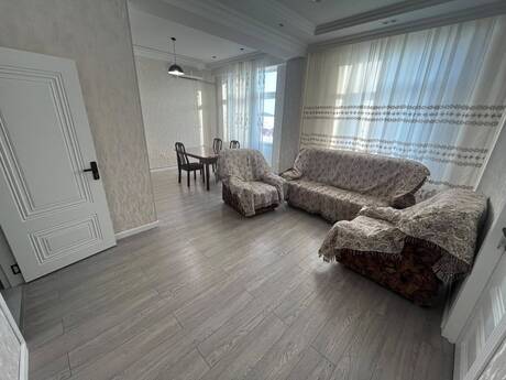 3 otaq · 80 m² · 4/6 mərtəbə, Abşeron